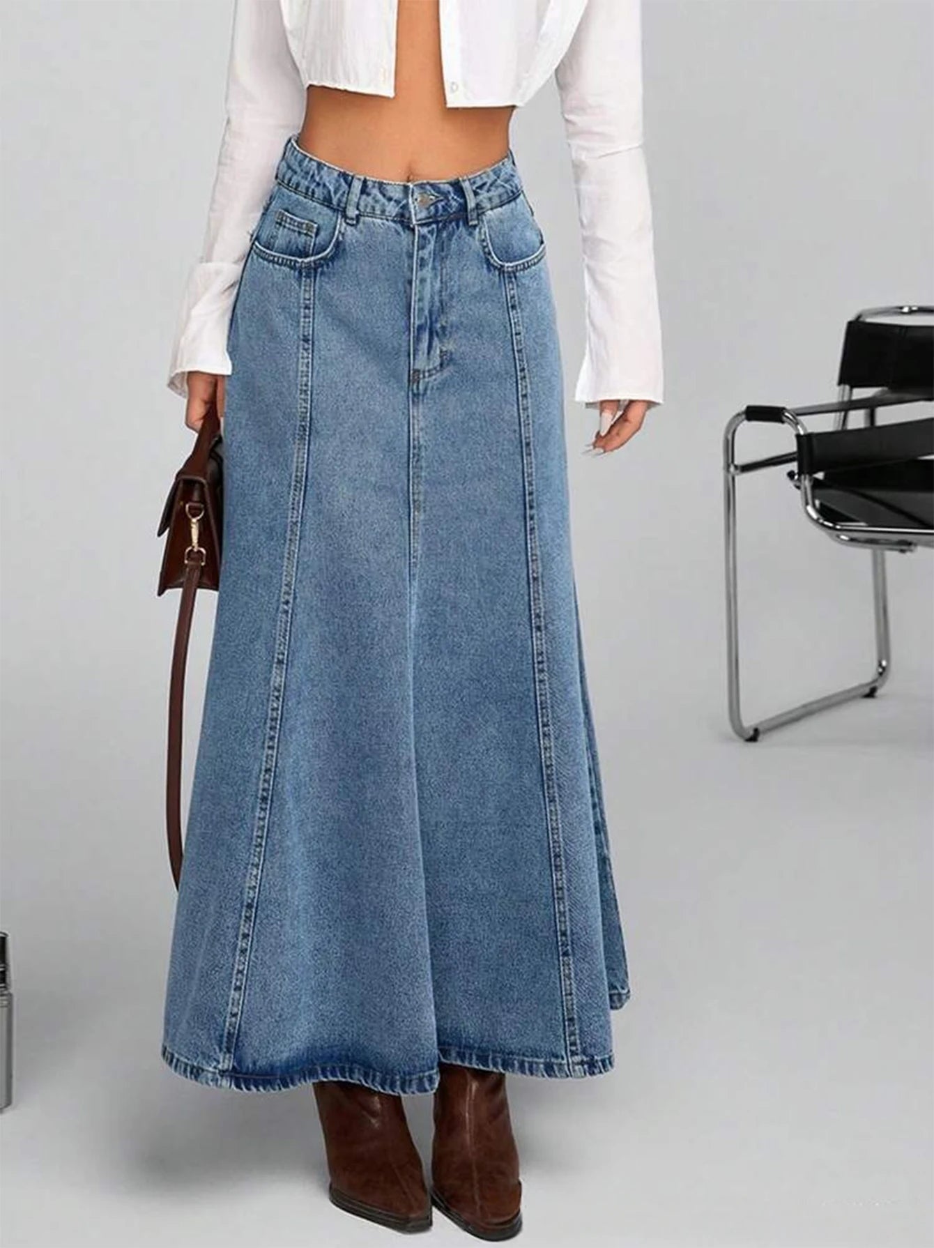 Women's denim long half skirt, with large A-shaped loose pleated design, stylish and elegant slanted pocket, nostalgic washed bl