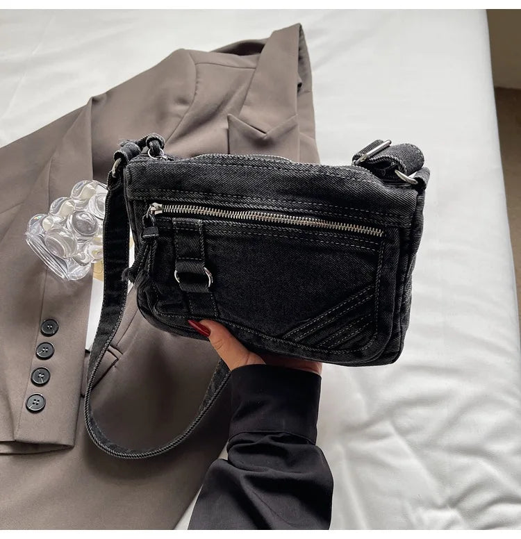Retro washed denim crossbody bag, simple artistic and casual, multi pocket single shoulder small square bag