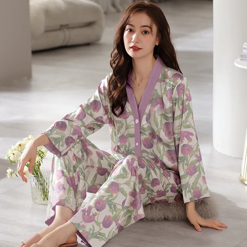 New Arrival Ladies' Spring/Autumn Milk Silk Sweet Casual Pyjamas - Women's Long-Sleeved Top and Trousers Lightweight Homewear Se